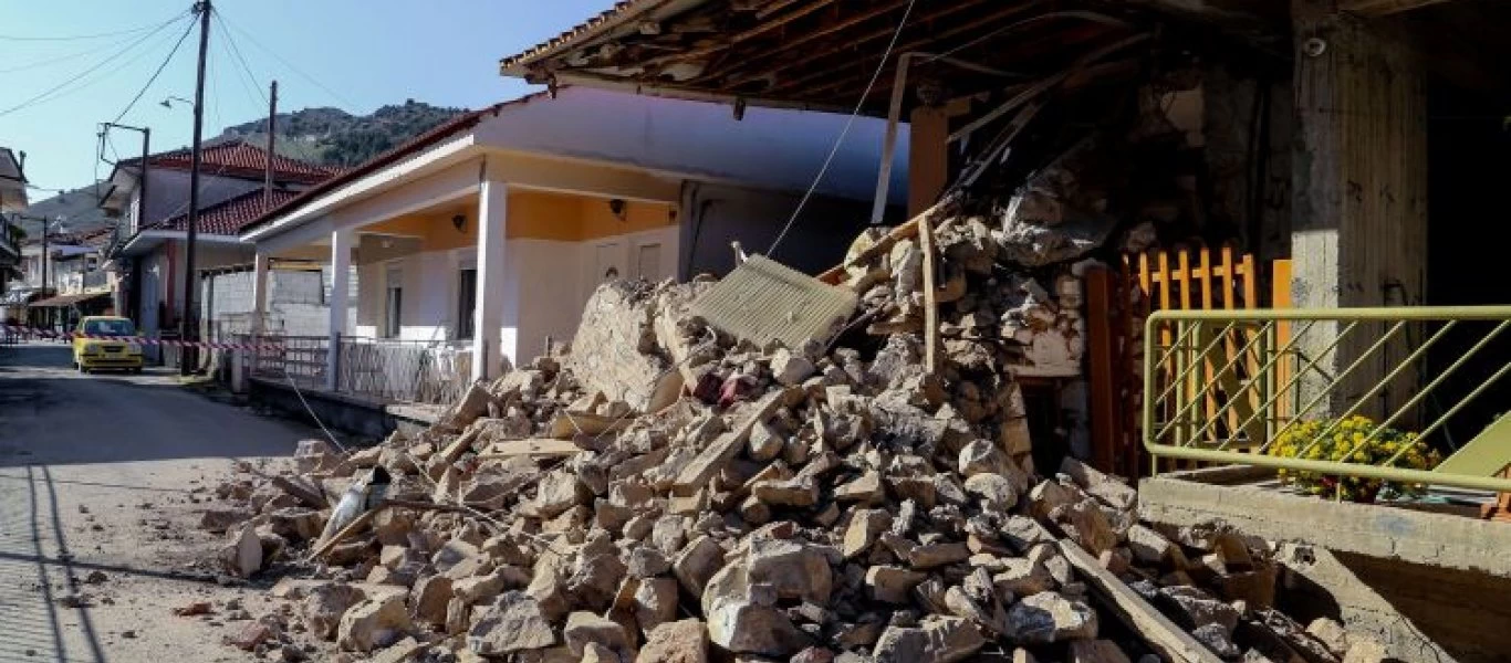 Σε ξενοδοχεία των Τρικάλων 300 κάτοικοι του Δαμασίου μετά τον σεισμό στην Ελασσόνα